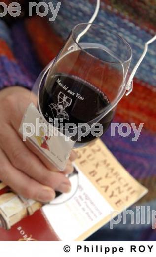 Commercialisation du vin (33V17914.jpg)