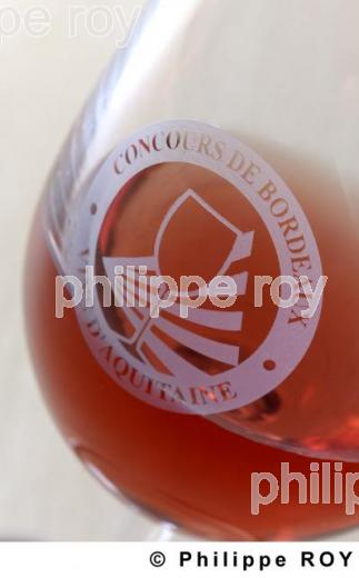 Verre - Vin de Bordeaux (33V21538.jpg)