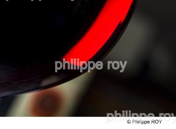 33V23035.jpg