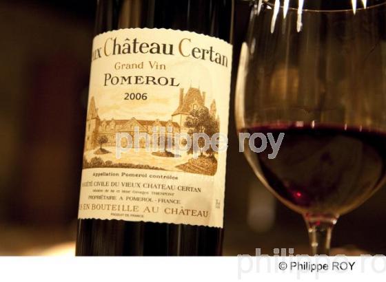 Chai - Vignoble bordelais (33V23313.jpg)
