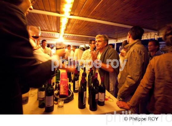 Dgustation - Vin de Bordeaux (33V30107.jpg)