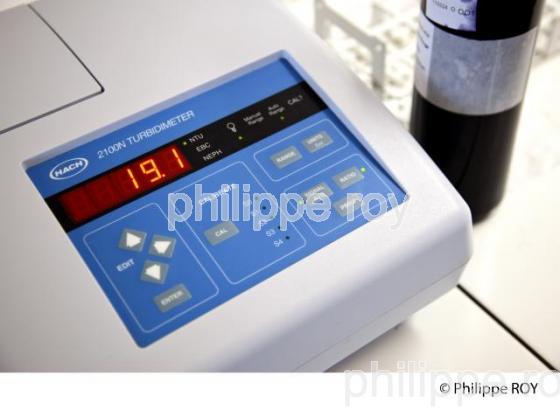 Microfiltration - Labo Oenologie - Soussac (33V31628.jpg)