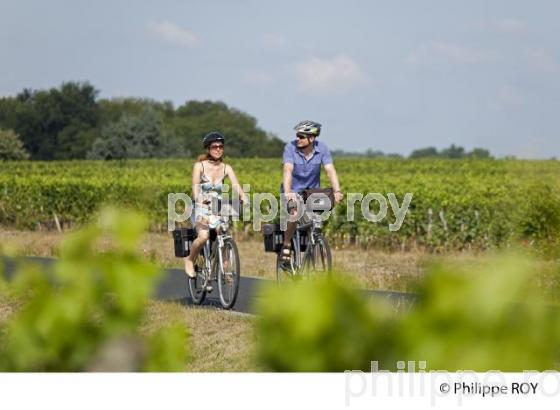 CYCLOTOURISME, VIGNOBLE DE BORDEAUX (33V32133.jpg)