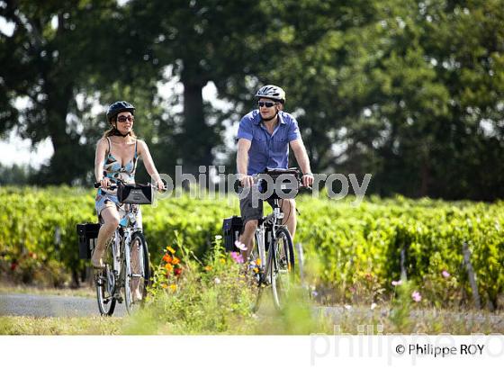 CYCLOTOURISME, VIGNOBLE DE BORDEAUX (33V32136.jpg)