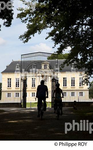 CYCLOTOURISME, VIGNOBLE DE BORDEAUX (33V32140.jpg)