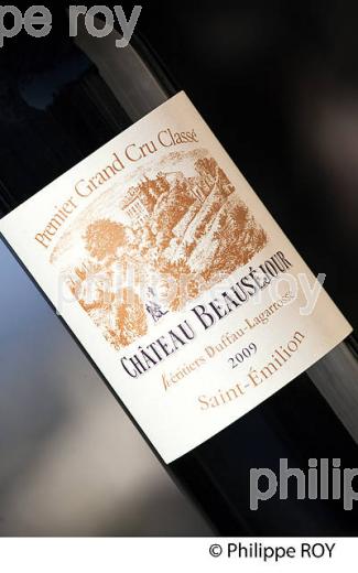 CHATEAU BEAUSEJOUR DUFFAU LAGARROSSE, VIN DE SAINT EMILION, GIRONDE (33V33615.jpg)