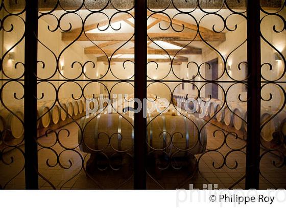 CHATEAU LABORDE, VIN DE LALANDE DE POMEROL, GIRONDE (33V35607.jpg)