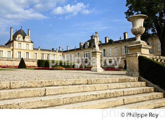 CHATEAU BEYCHEVELLE, SAINT JULIEN, MEDOC, GIRONDE, AQUITAINE. (33V38722.jpg)