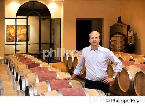 ARNAUD ET LUC D ARFEUILLE, CHATEAU LA SERRE, SAINT EMILION GRAND CRU, GIRONDE. (33V38938.jpg)