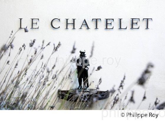 CHATEAU LE CHATELET, AOC SAINT EMIILION, GRAND CRU CLASSE, VINS DE BORDEAUX. (33V40623.jpg)