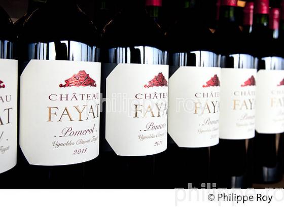 CHAI DU CHATEAU LA DOMINIQUE, JEAN NOUVEL , ARCHITECTE, VIGNOBLES FAYAT,   SAINT EMILION, GIRONDE. (33V41230.jpg)