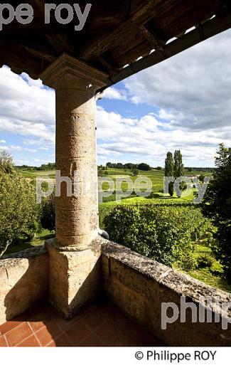 HALLE DU CHATEAU DE MUSSET,  AOC MONTAGNE SAINT-EMILION, VIGNOBLE DE BORDEAUX,  GIRONDE. (33V43905.jpg)