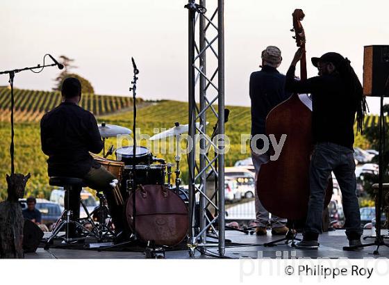 CONCERT CHARLES LLOYD QUARTET, JAZZ AND WINE FESTIVAL, CHATEAU MAISON BLANCHE,  MONTAGNE SAINT EMILION, GIRONDE. (33V44540.jpg)