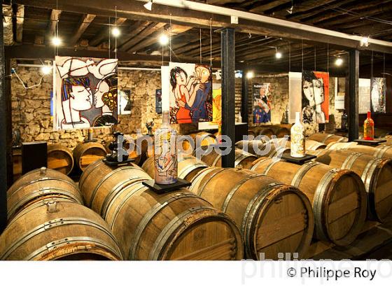 EXPOSITION DU PEINTRE FLICKINGER, CHAI DU CHATEAU GRAVAS, VIN AOC  BARSAC SAUTERNES , BARSAC,  GIRONDE. (33V48128.jpg)