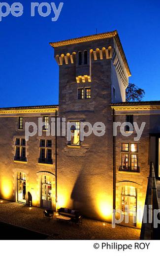 CHATEAU LAFAURIE-PEYRAGUEY,  VIN AOC  SAUTERNES, HOTEL RESTAURANT LALIQUE , GIRONDE. (33V48218.jpg)