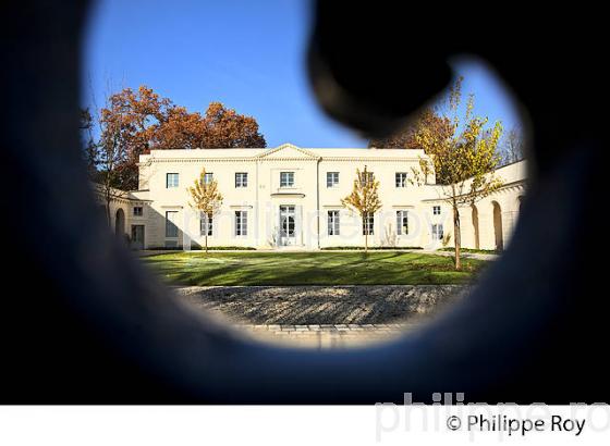 LE CHATEAU DE L' HOSPITAL, 18 EME SIECLE, AOC VINS DES GRAVES, PORTETS, GIRONDE. (33V48508.jpg)