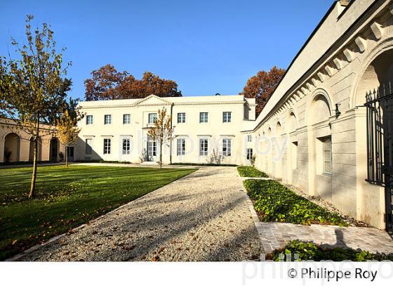 LE CHATEAU DE L' HOSPITAL, 18 EME SIECLE, AOC VINS DES GRAVES, PORTETS, GIRONDE. (33V48517.jpg)