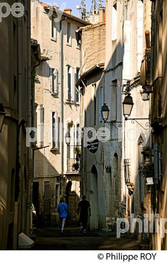 RUELLE , QUARTIER FACULTE, VIEUX MONTPELLIER, LANGUEDOC-ROUSSILLON. (34F00104.jpg)