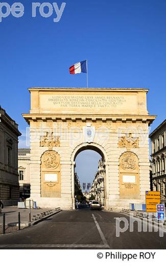 ARC DE TRIOMPHE, VIEUX MONTPELLIER, LANGUEDOC-ROUSSILLON. (34F00237.jpg)