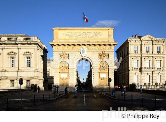 ARC DE TRIOMPHE, VIEUX MONTPELLIER, LANGUEDOC-ROUSSILLON. (34F00238.jpg)