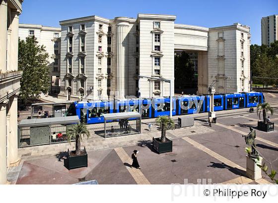 QUARTIER ANTIGONE, RICARDO BOFILL, MONTPELLIER, LANGUEDOC-ROUSSILLON. (34F00634.jpg)