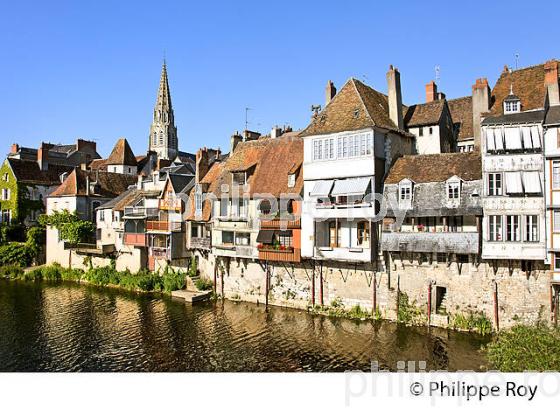 ARGENTON SUR CREUSE, VALLEE DE LA CREUSE, INDRE (36F00522.jpg)