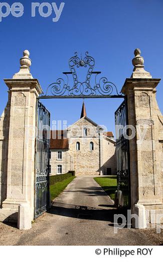 ABBAYE CISTERCIENNE NOTRE-DAME D'ACEY, JURA, FRANCE (39F02516.jpg)