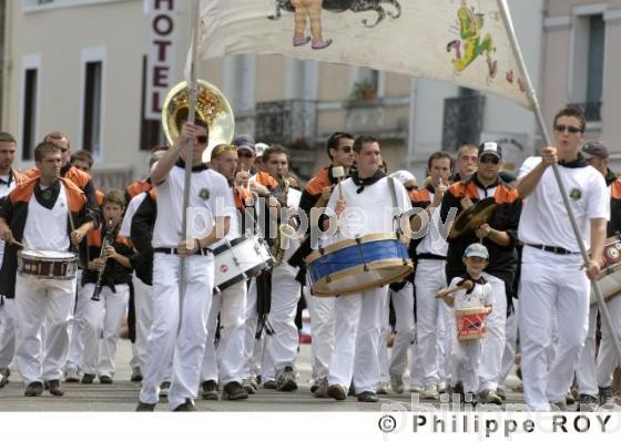 Banda - Landes (40F01127.jpg)