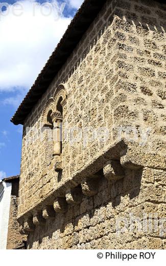 MAISON FORTIFIEE, MONT DE MARSAN, LANDES, AQUITAINE. (40F01517.jpg)