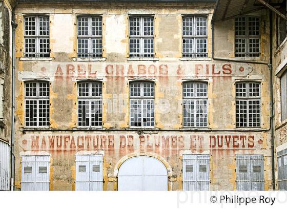 ATELIER DESAFECTE, BASTIDE DE  SAINT-SEVER,  CHALOSSE, LANDES. (40F04503.jpg)
