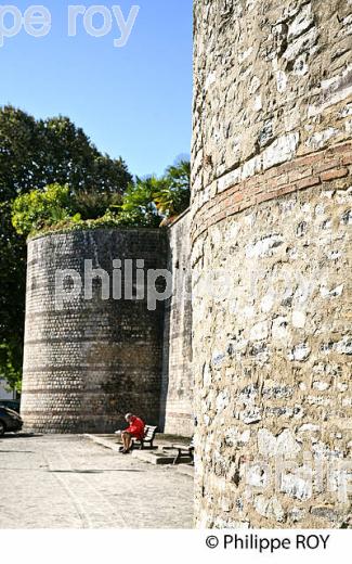 LES REMPARTS, VILLE DE DAX, LANDES. (40F05227.jpg)