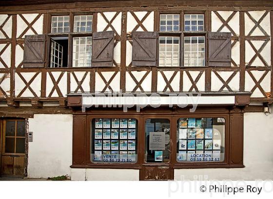 MAISON  A PANS DE BOIS,  STATION BALNEAIRE DE CAPBRETON, COTE D' ARGENT, LANDES. (40F07114.jpg)