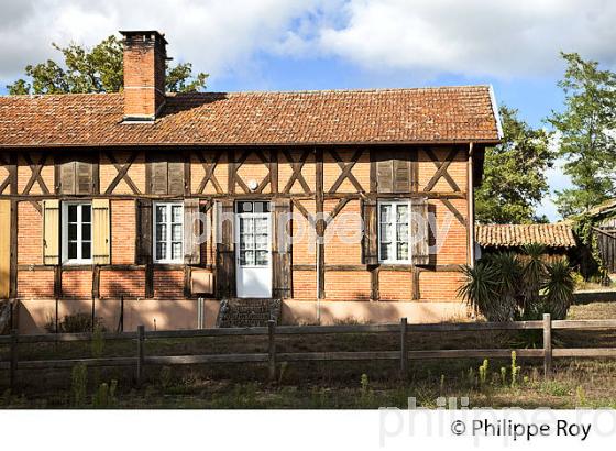 MAISON LANDAISE,  PONTENX LES FORGES, PAYS DE BORN, COTE ATLANTIQUE,  LANDES. (40F08422.jpg)