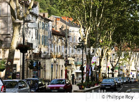 BOULEVARD GAMBETTA,  VIEILLE VILLE DE CAHORS VALLEE DU LOT, QUERCY, LOT. (46F00907.jpg)