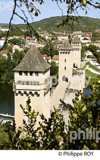 PONT VALENTRE,  VIEILLE VILLE DE CAHORS VALLEE DU LOT, QUERCY, LOT. (46F01013.jpg)