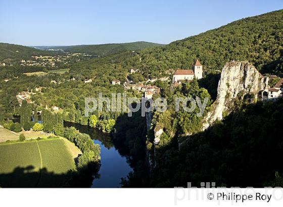 VILLAGE PERCHE ET  FORTIFIE DE SAINT-CIRQ-LAPOPIE, VALLEE DU LOT, QUERCY. (46F01224.jpg)