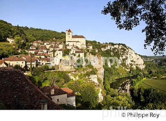 VILLAGE PERCHE ET  FORTIFIE DE SAINT-CIRQ-LAPOPIE, VALLEE DU LOT, QUERCY. (46F01226.jpg)