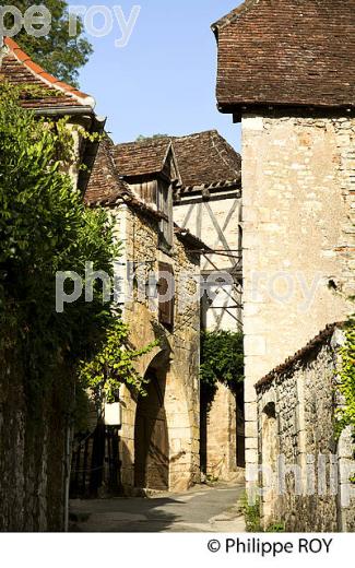 VILLAGE PERCHE ET  FORTIFIE DE SAINT-CIRQ-LAPOPIE, VALLEE DU LOT, QUERCY. (46F01316.jpg)