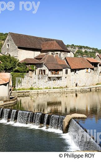 VILLAGE DE MARCILHAC SUR CELE , VALLEE DU CELE, QUERCY, LOT. (46F01414.jpg)