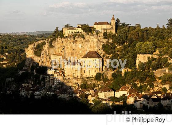 LE VILLAGE PERCHE  DE ROCAMADOUR, CAUSSE DE GRAMAT,  HAUT QUERCY, LOT. (46F01734.jpg)