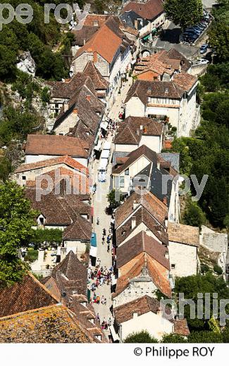 LE VILLAGE PERCHE  DE ROCAMADOUR, CAUSSE DE GRAMAT,  HAUT QUERCY, LOT. (46F01837.jpg)