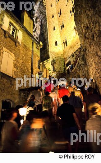 PROCESSION DU 15 AOUT, VILLAGE PERCHE  DE ROCAMADOUR, CAUSSE DE GRAMAT, HAUT QUERCY, LOT. (46F02005.jpg)