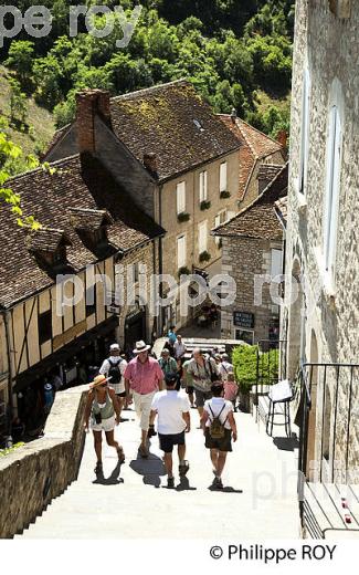 CITE SAINTE, VILLAGE PERCHE  DE ROCAMADOUR, CAUSSE DE GRAMAT,  HAUT QUERCY, LOT. (46F02023.jpg)