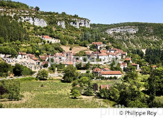 LE  VILLAGE DE SAINT SULPICE , VALLEE DU CELE, QUERCY, LOT. (46F02311.jpg)