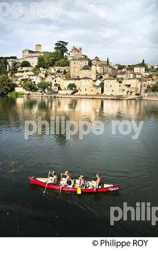 LE LOT ET LE VILLAGE MEDIEVAL  DE PUY L' EVEQUE,  VALLEE DU LOT, QUERCY, LOT. (46F02821.jpg)