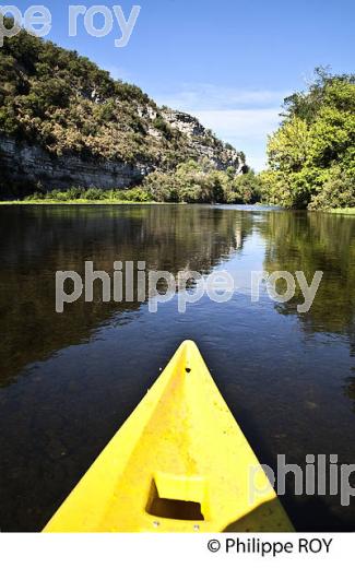 CANOE SUR LA DORDOGNE LOTOISE,  QUERCY, LOT. (46F03306.jpg)