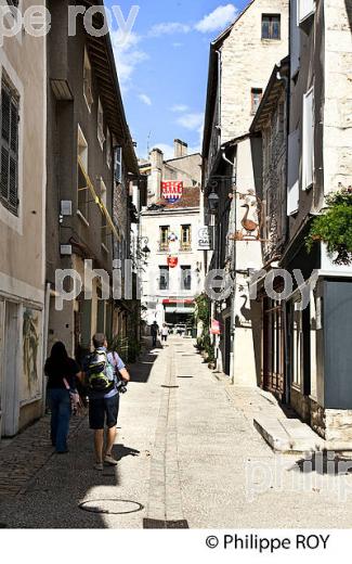 LA VIEILLE  VILLE DE  SOUILLAC , QUERCY, LOT. (46F03532.jpg)