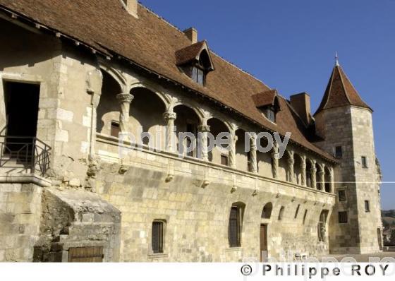 Chteau d' Albret - Lot et Garonne (47F00438.jpg)