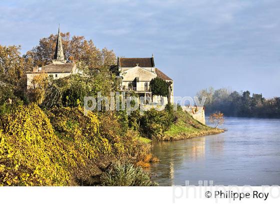 LE  VILLAGE DE COUTHURES  SUR GARONNE, LOT ET GARONNE. (47F00609.jpg)