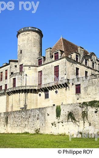 LE CHATEAU DE DURAS, VALLEE DU DROPT,  LOT-ET-GARONNE. (47F00723.jpg)